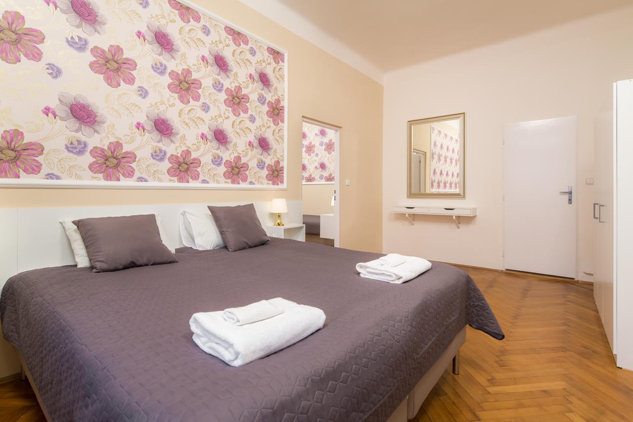 פראג Vincanto Apartments Oldtown מראה חיצוני תמונה